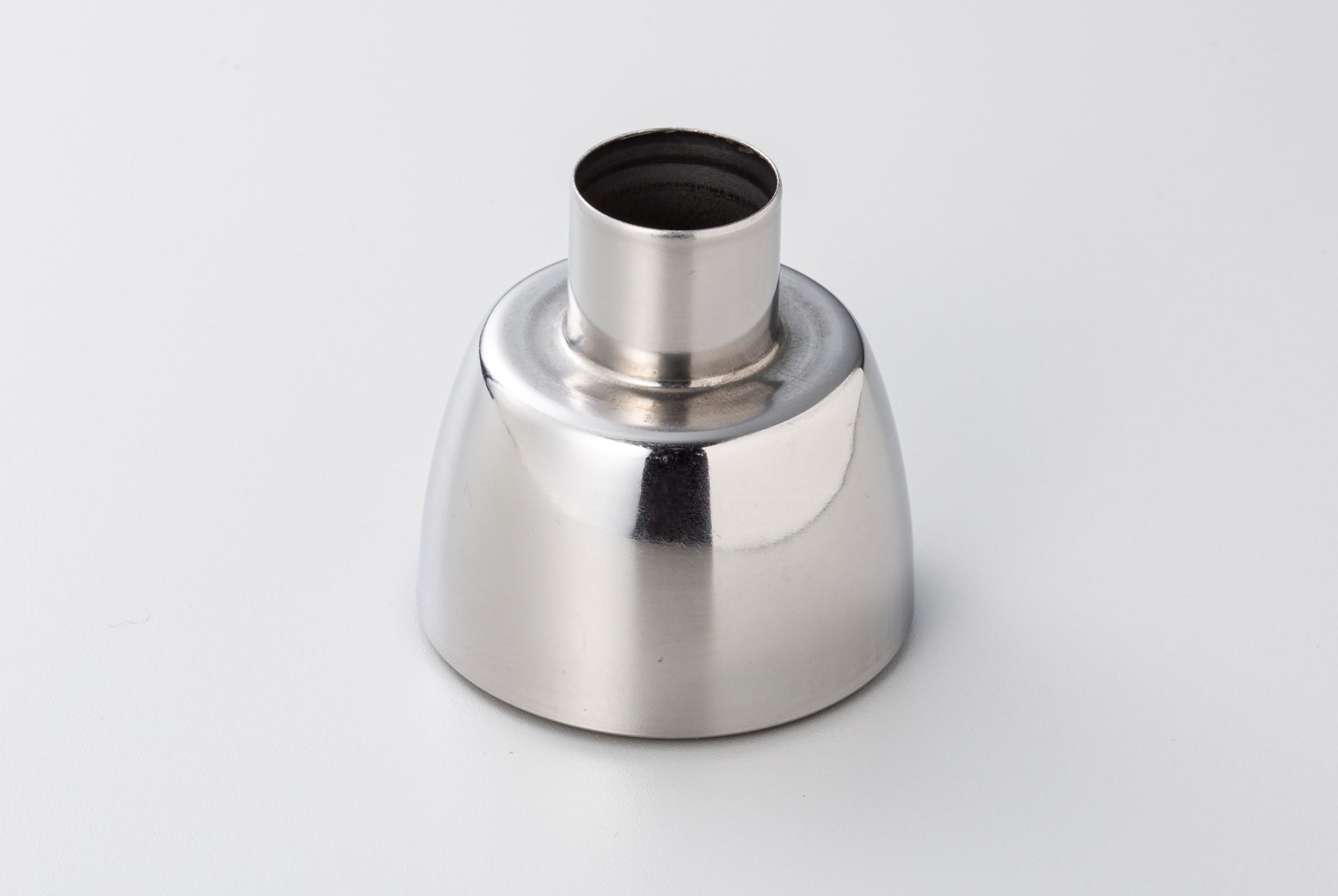 深絞り：ドアノブ