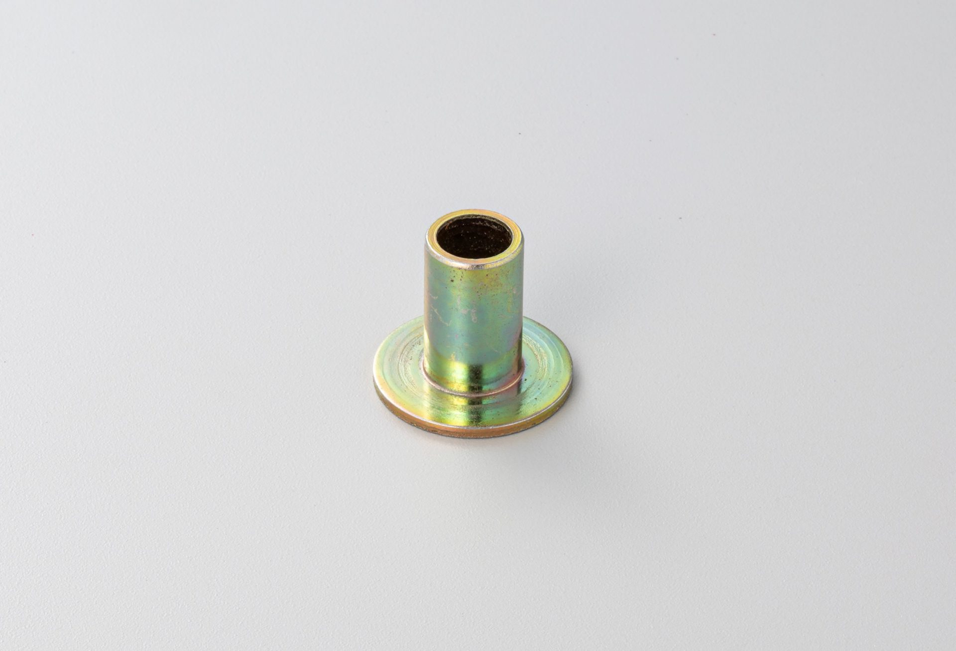 深絞り：スペーサ